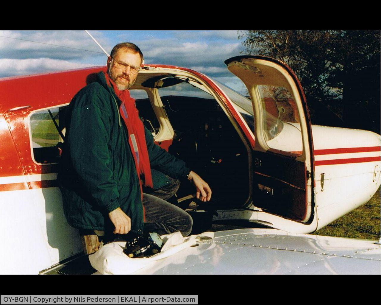 OY-BGN, 1973 Piper PA-28-140 Cherokee Cruiser C/N 28-7425151, After my first flight in OY-BGN