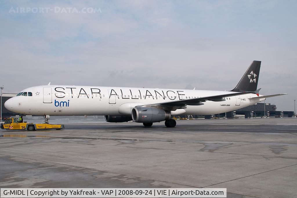 G-MIDL, 2000 Airbus A321-231 C/N 1174, BMI Airbus 321 in Star Alliance colors