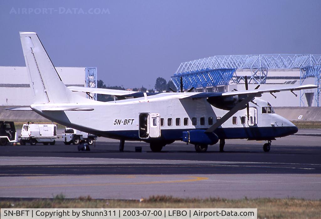 5N-BFT, 1987 Short 360-300 C/N SH.3731, Parked at the General Aviation area... Waiting his ferry flight to Nigeria...