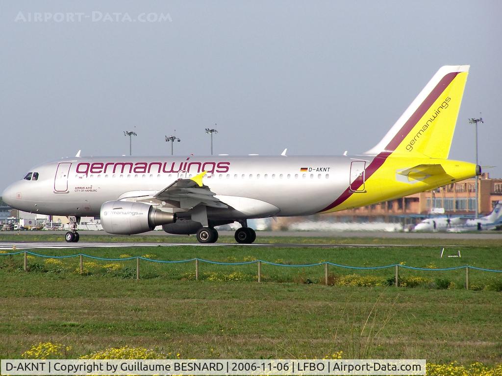 D-AKNT, 2005 Airbus A319-112 C/N 2607, Taking off 32R