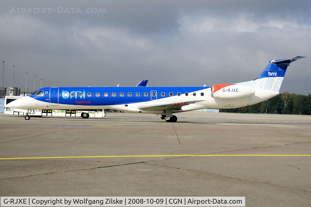 G-RJXE, 2000 Embraer EMB-145EP (ERJ-145EP) C/N 145245, visitor