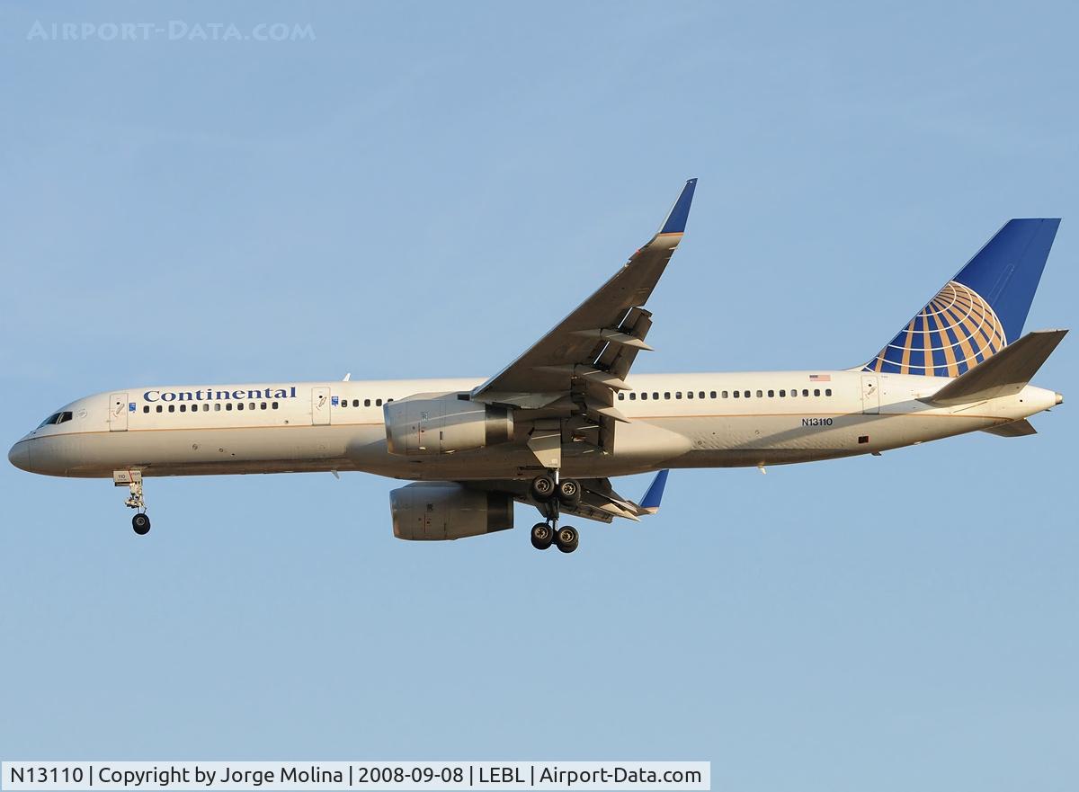 N13110, 1994 Boeing 757-224 C/N 27300, Clear to land RWY 25R.