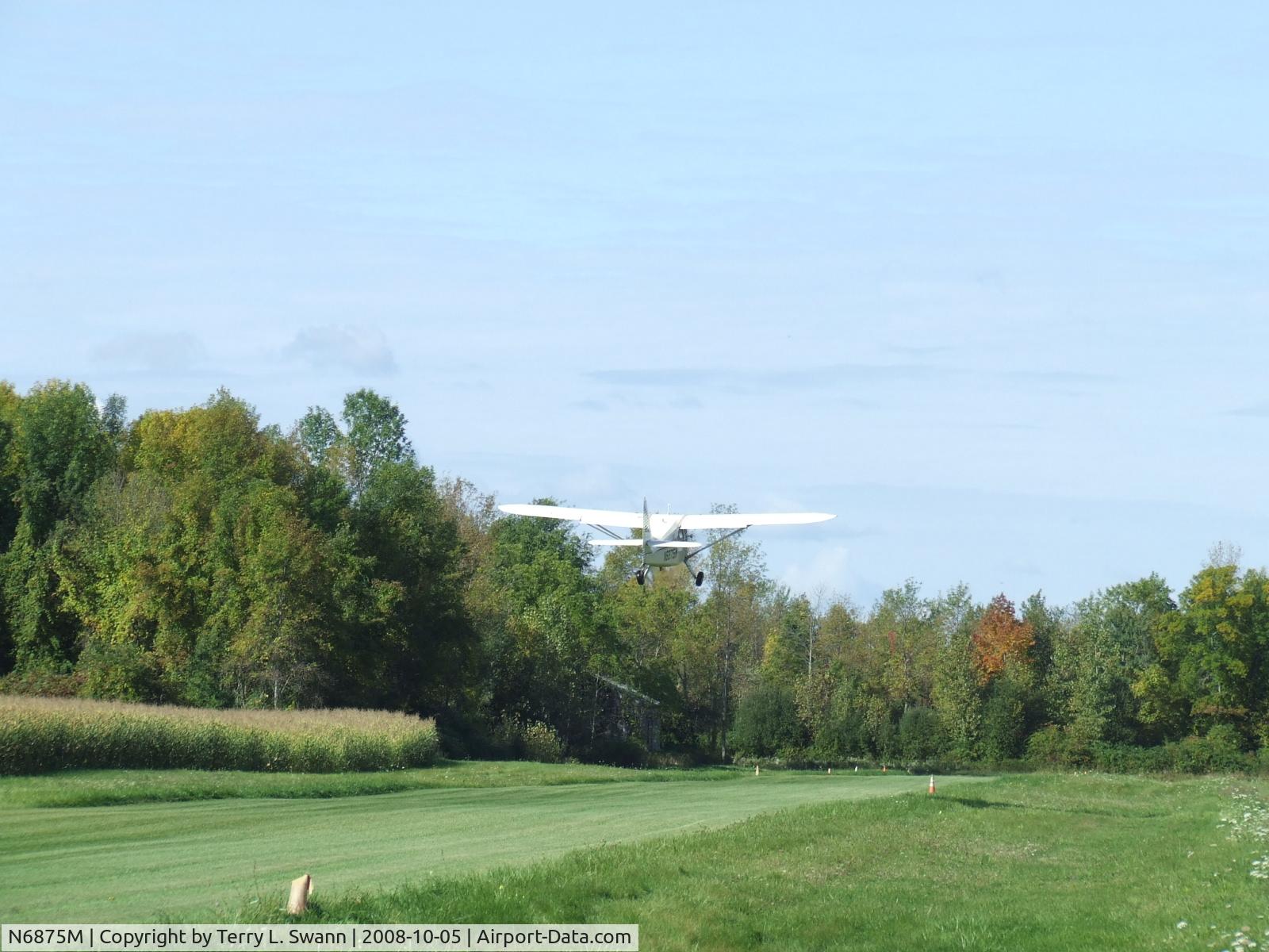 N6875M, 1948 Stinson 108-3 Voyager C/N 108-4875, Departing.
