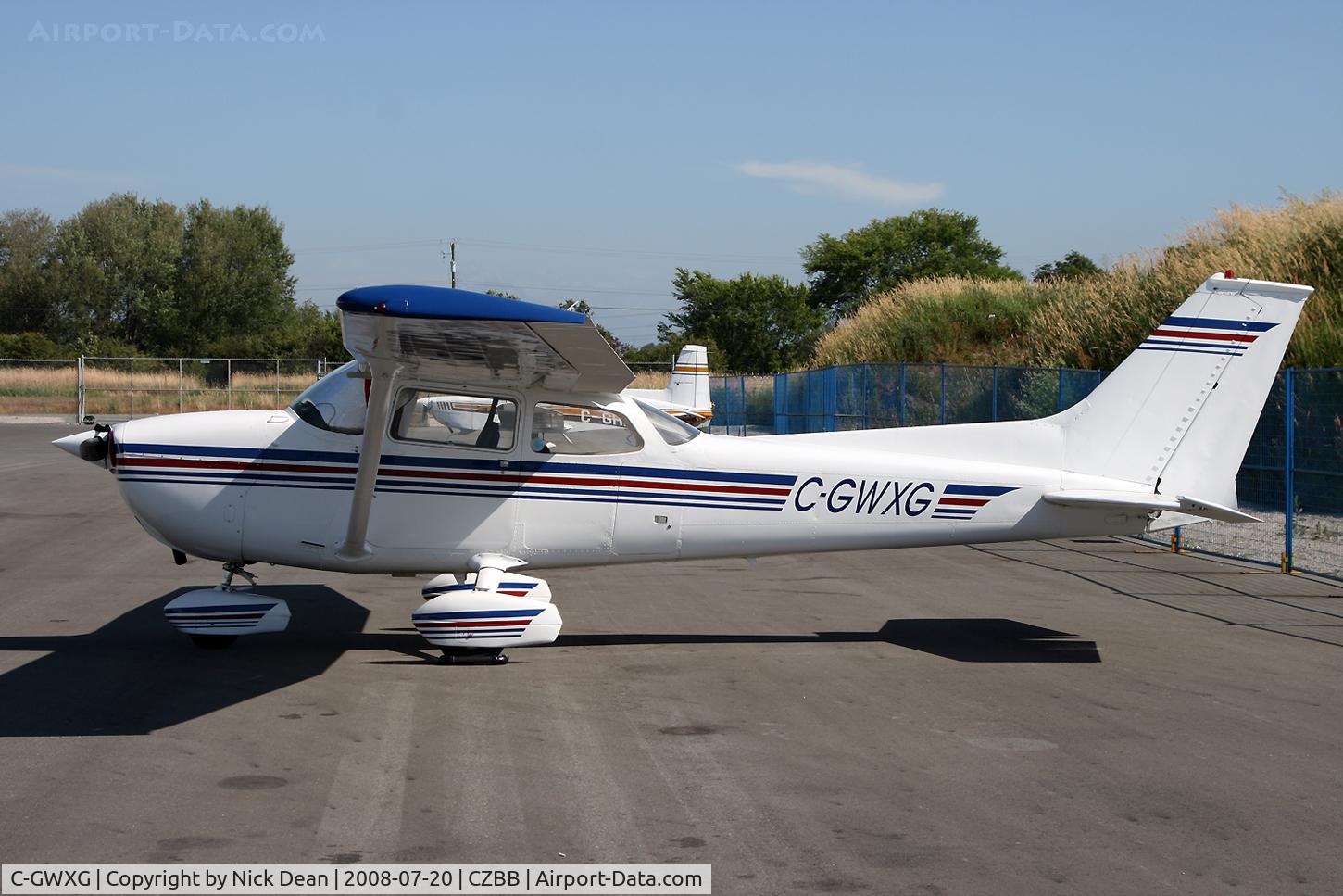 C-GWXG, 1975 Cessna 172M C/N 17263674, Boundary Bay BC