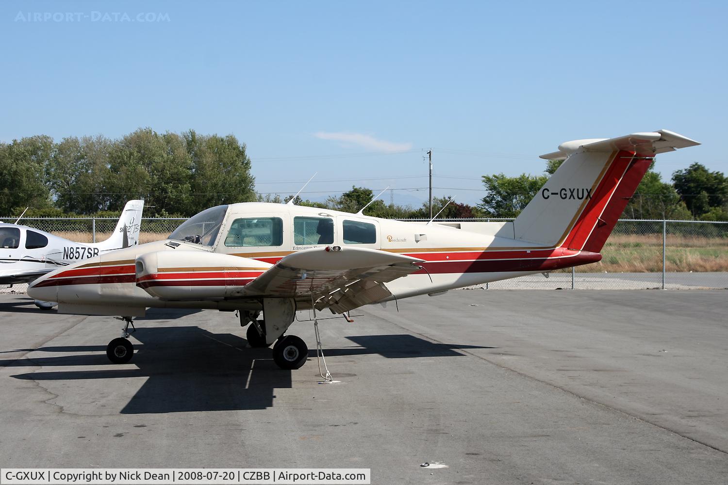 C-GXUX, 1978 Beech 76 Duchess C/N ME-14, Boundary Bay BC