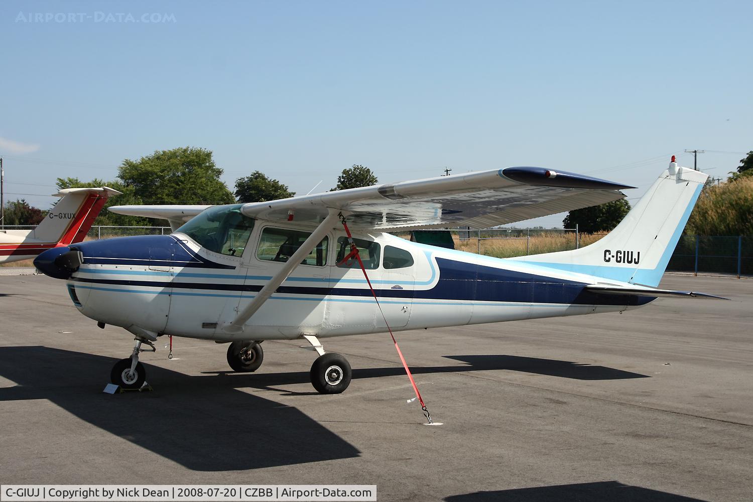 C-GIUJ, 1961 Cessna 182D Skylane C/N 18253268, Boundary Bay BC