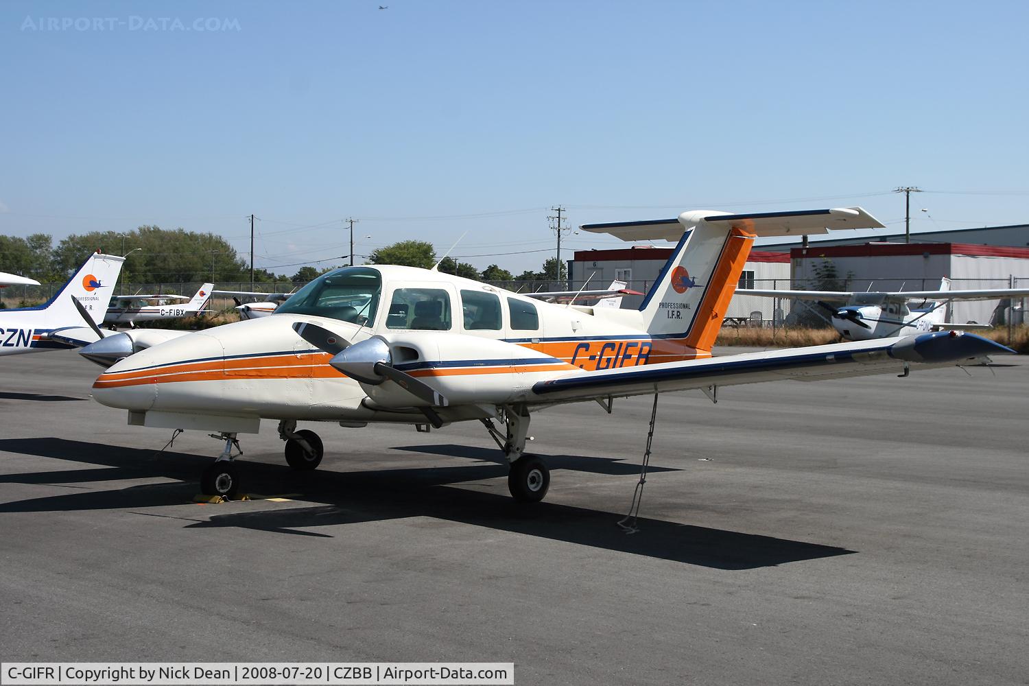 C-GIFR, 1980 Beech 76 Duchess C/N ME-324, Boundary Bay BC