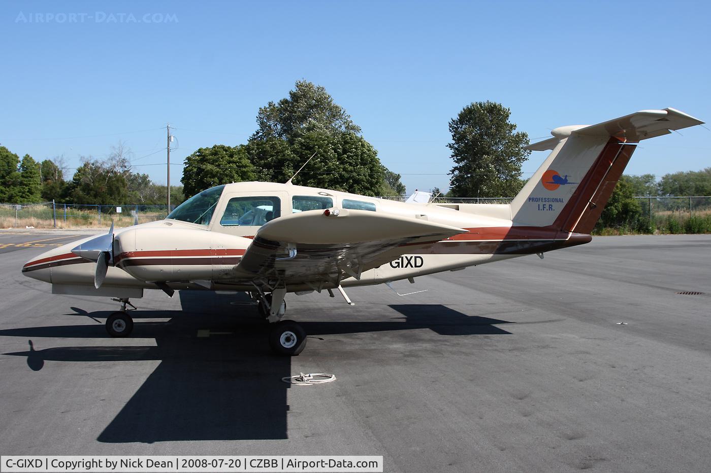 C-GIXD, 1979 Beech 76 Duchess C/N ME-158, Boundary Bay BC