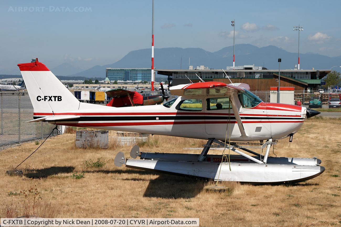 C-FXTB, 1968 Cessna 172K Skyhawk C/N 17257669, /