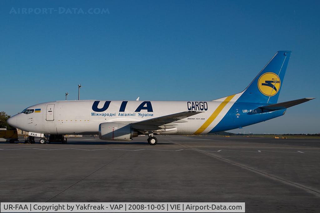 UR-FAA, 1989 Boeing 737-3Y0(F) C/N 24462, Ukraine International Boeing 737-300 Cargo