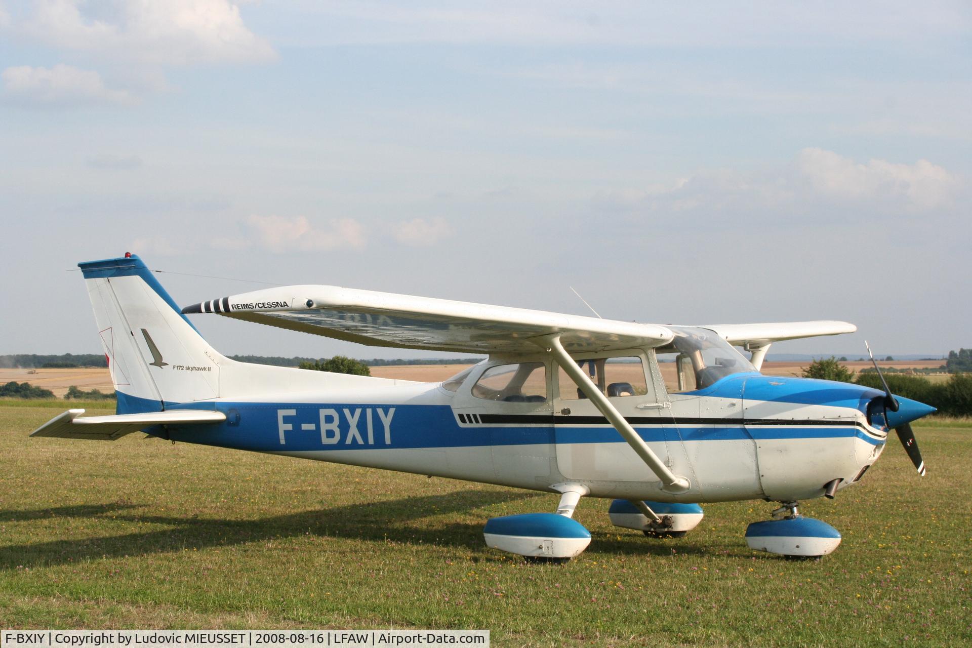 F-BXIY, Reims F172M Skyhawk Skyhawk C/N 1359, Before a short local flight