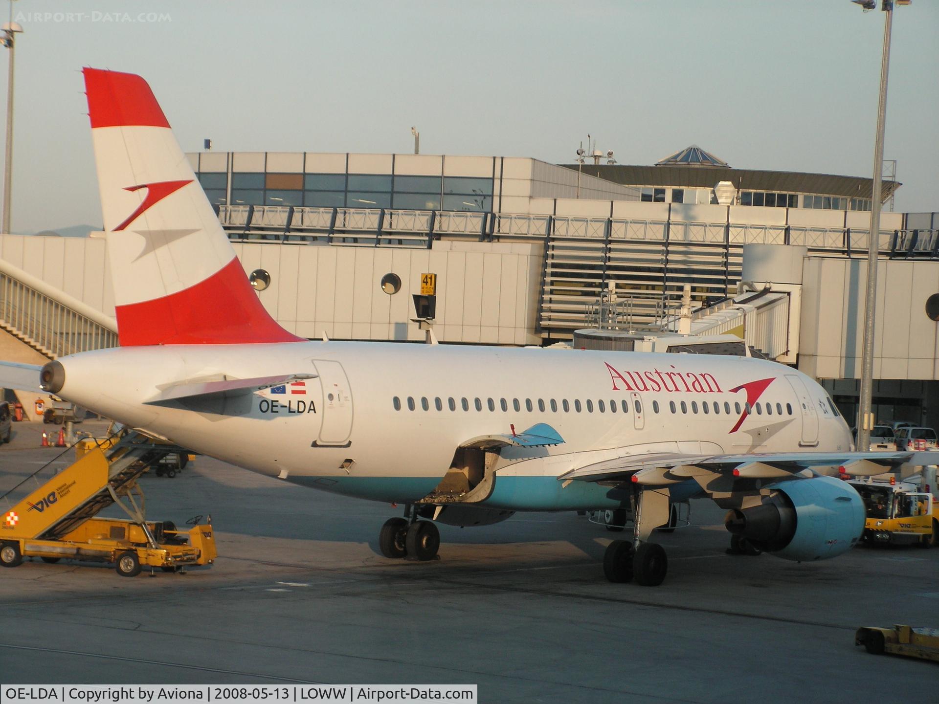 OE-LDA, 2004 Airbus A319-112 C/N 2131, Austrian Airlines