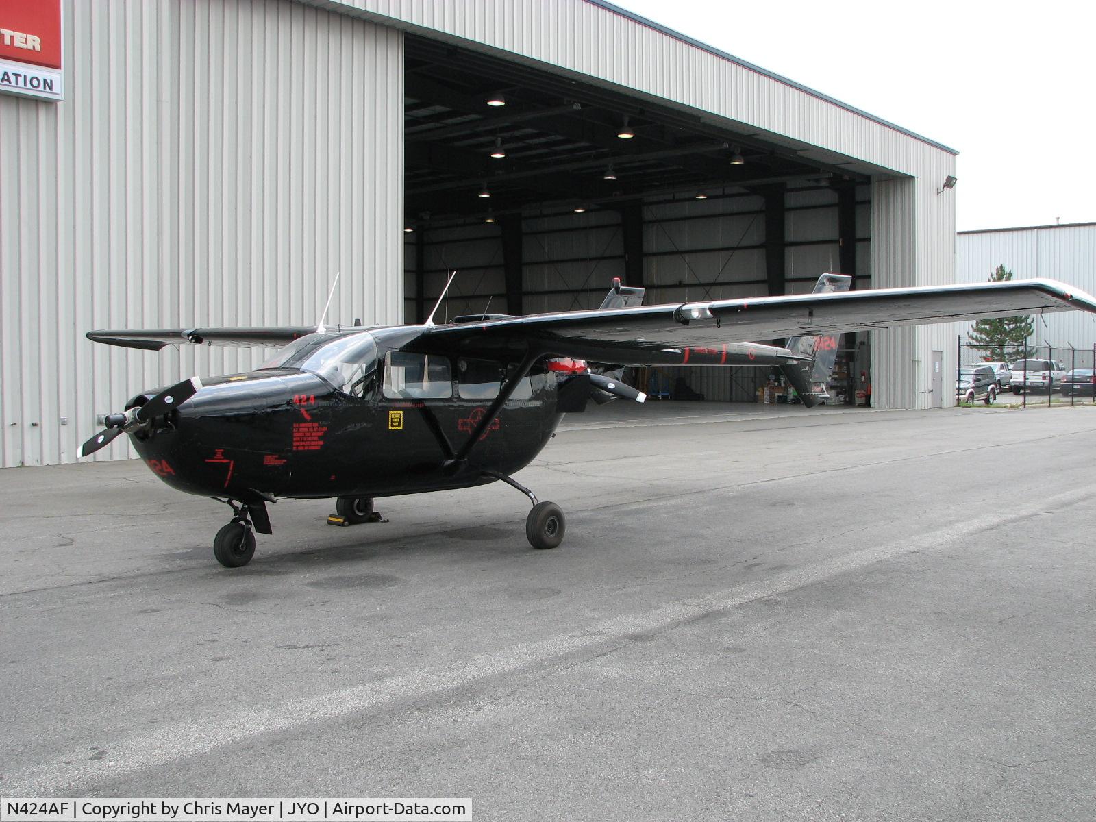 N424AF, 1967 Cessna O-2A Super Skymaster C/N 337M-0130, N424AF/67-21424