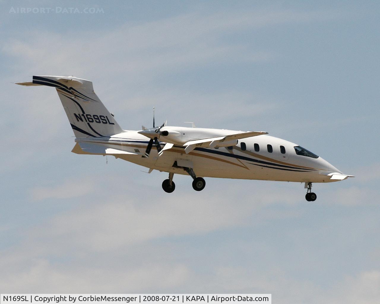 N169SL, 2007 Piaggio P-180 Avanti C/N 1140, A Piaggio P180 on final for 35L at KAPA.