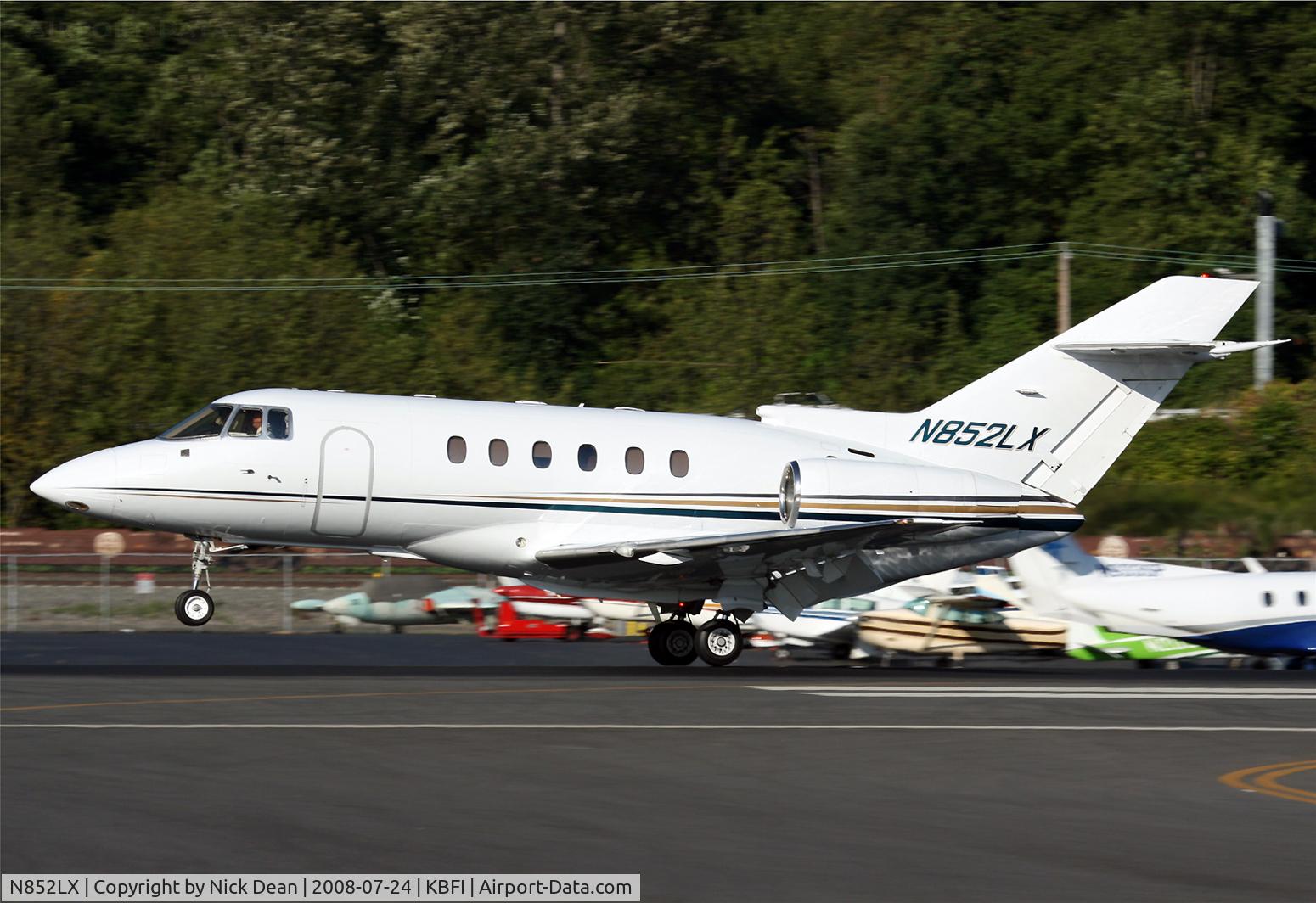 N852LX, 1999 Raytheon Hawker 800XP C/N 258397, /