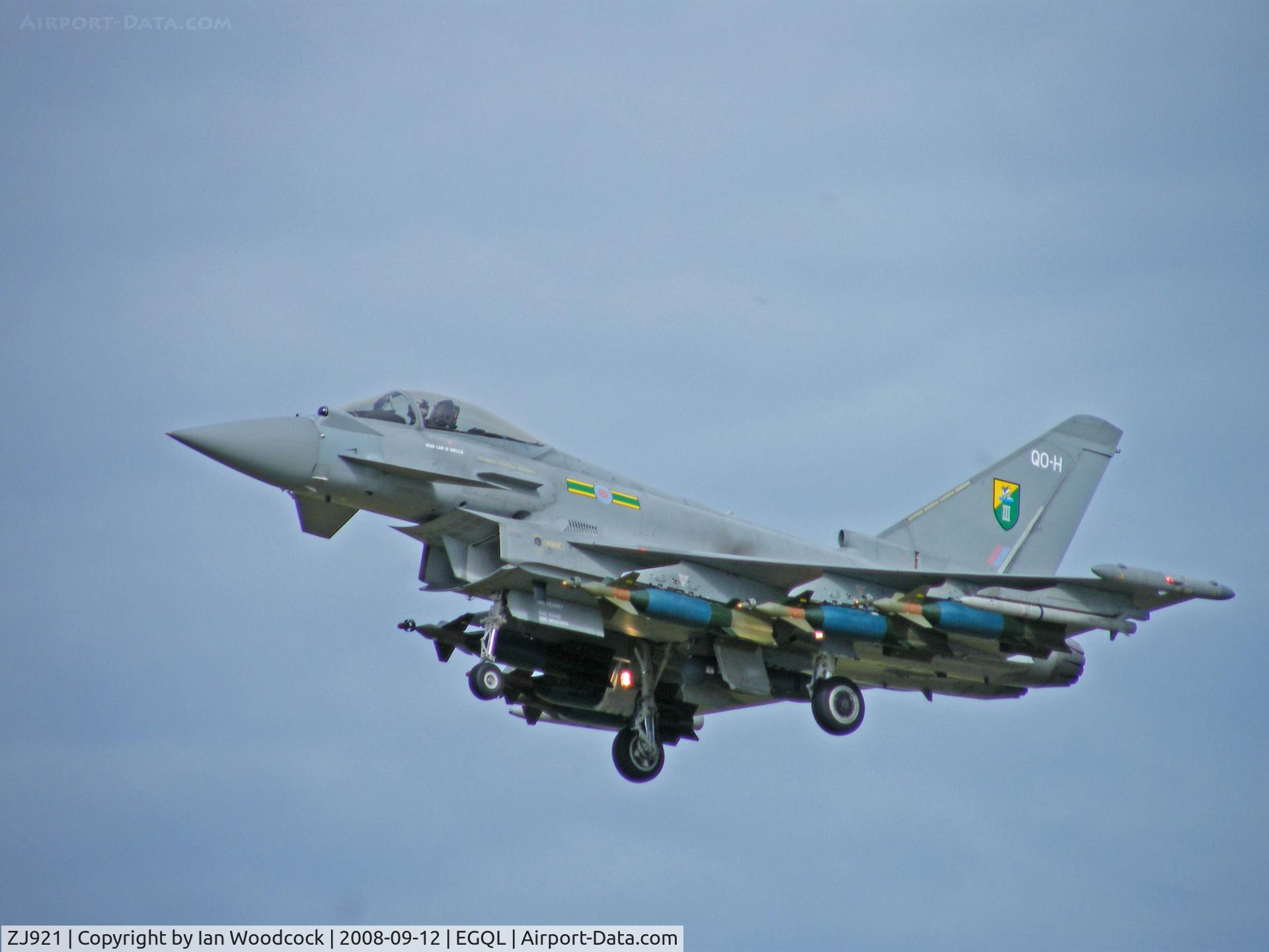 ZJ921, 2005 Eurofighter EF-2000 Typhoon FGR4 C/N 0069/BS012, Typhoon F2/3 Sqn RAF/Landing at RAF Leuchars