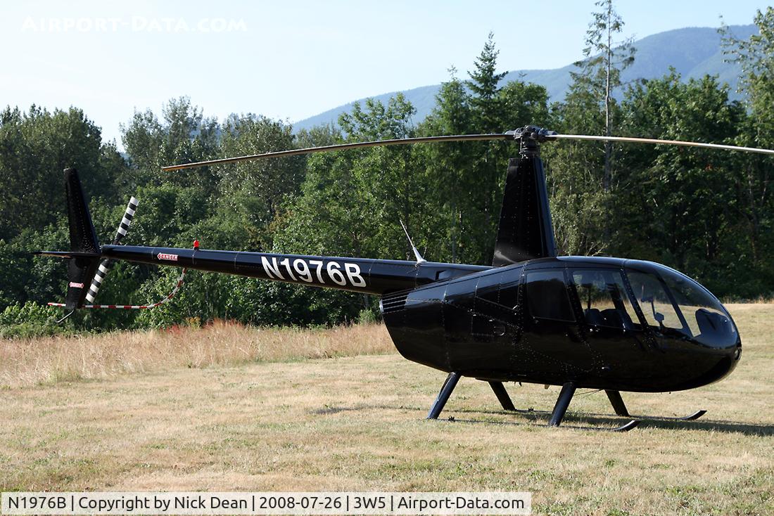 N1976B, 1999 Robinson R44 C/N 0637, /