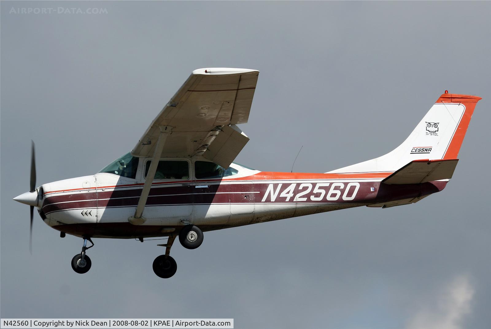 N42560, 1968 Cessna 182L Skylane C/N 18259077, KPAE