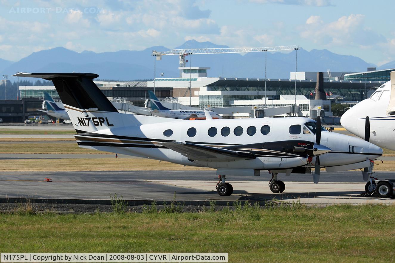 N175PL, 2007 Hawker Beechcraft B200GT King Air C/N BY-2, /