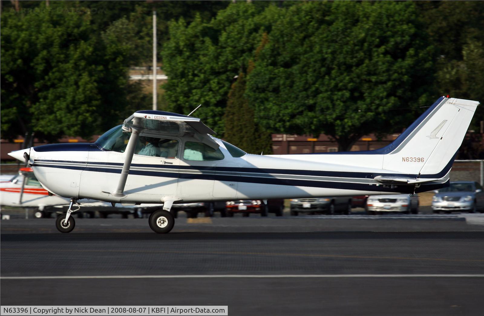 N63396, 1981 Cessna 172P C/N 17275430, KBFI