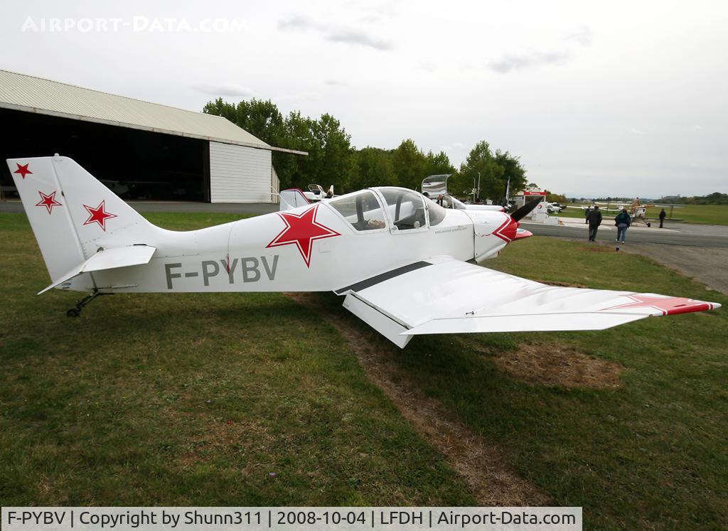 F-PYBV, Terrade AT C/N 01, Parked in the grass and waiting a new light flight...