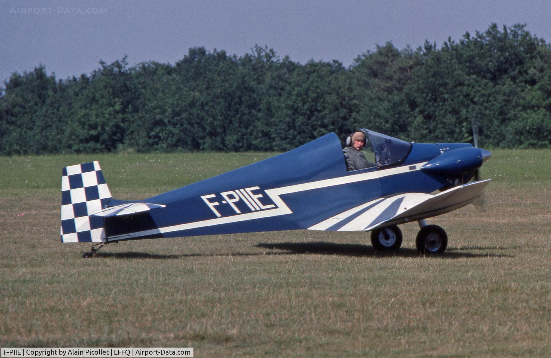 F-PIIE, Jodel D-92 Bebe C/N 292, running