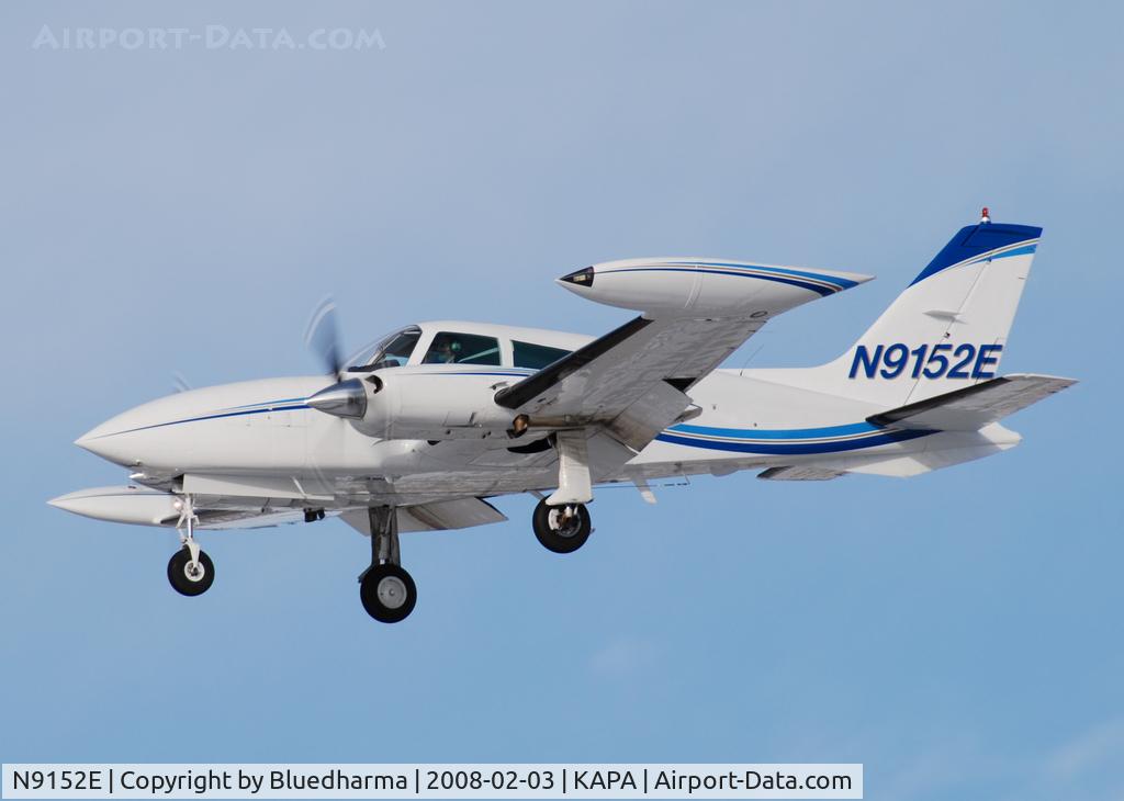 N9152E, Cessna 310R C/N 310R0616, Approach to 17L.
