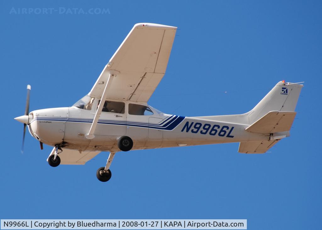 N9966L, Cessna 172P C/N 17276653, Approach to 17L.