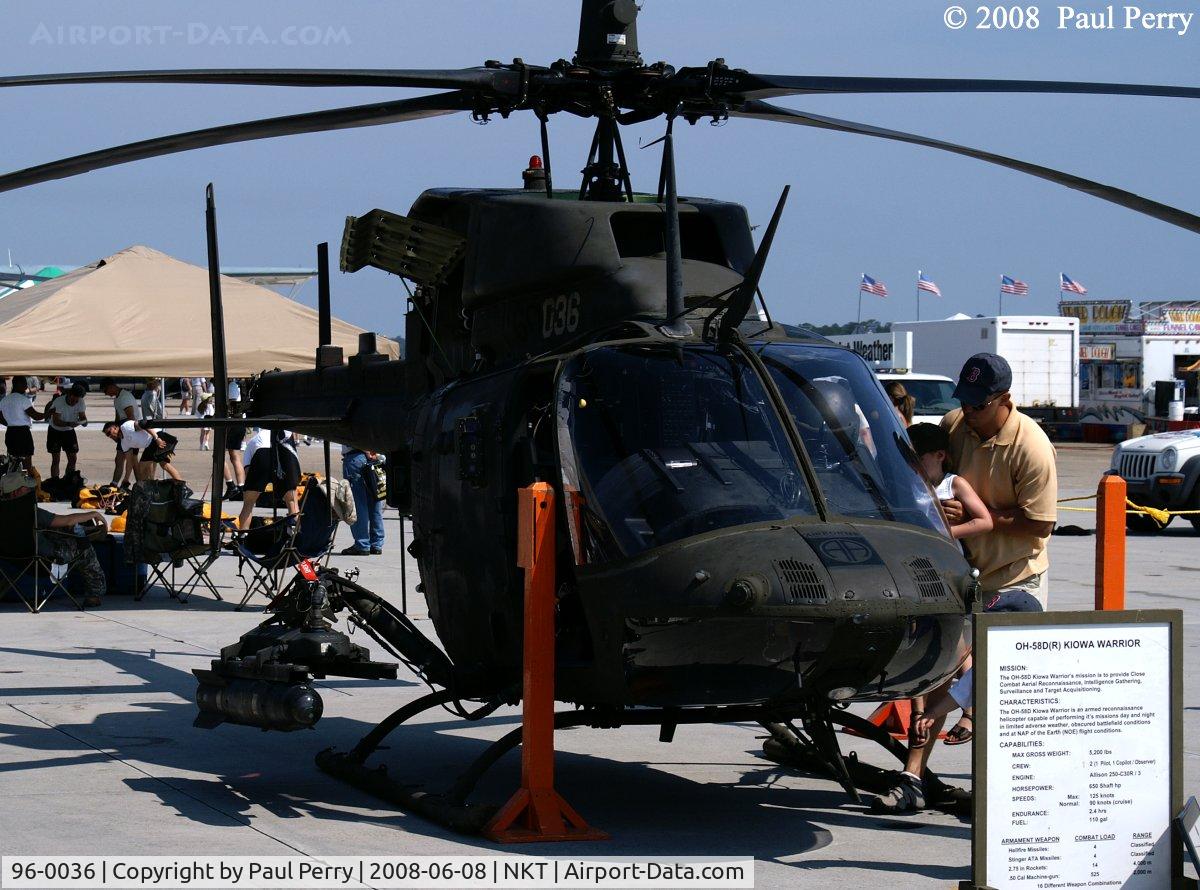 96-0036, Bell OH-58D Kiowa Warrior C/N Not found 96-0036, Sporting the AGM-114 on her starboard, while she has a FFAR pod on the port station