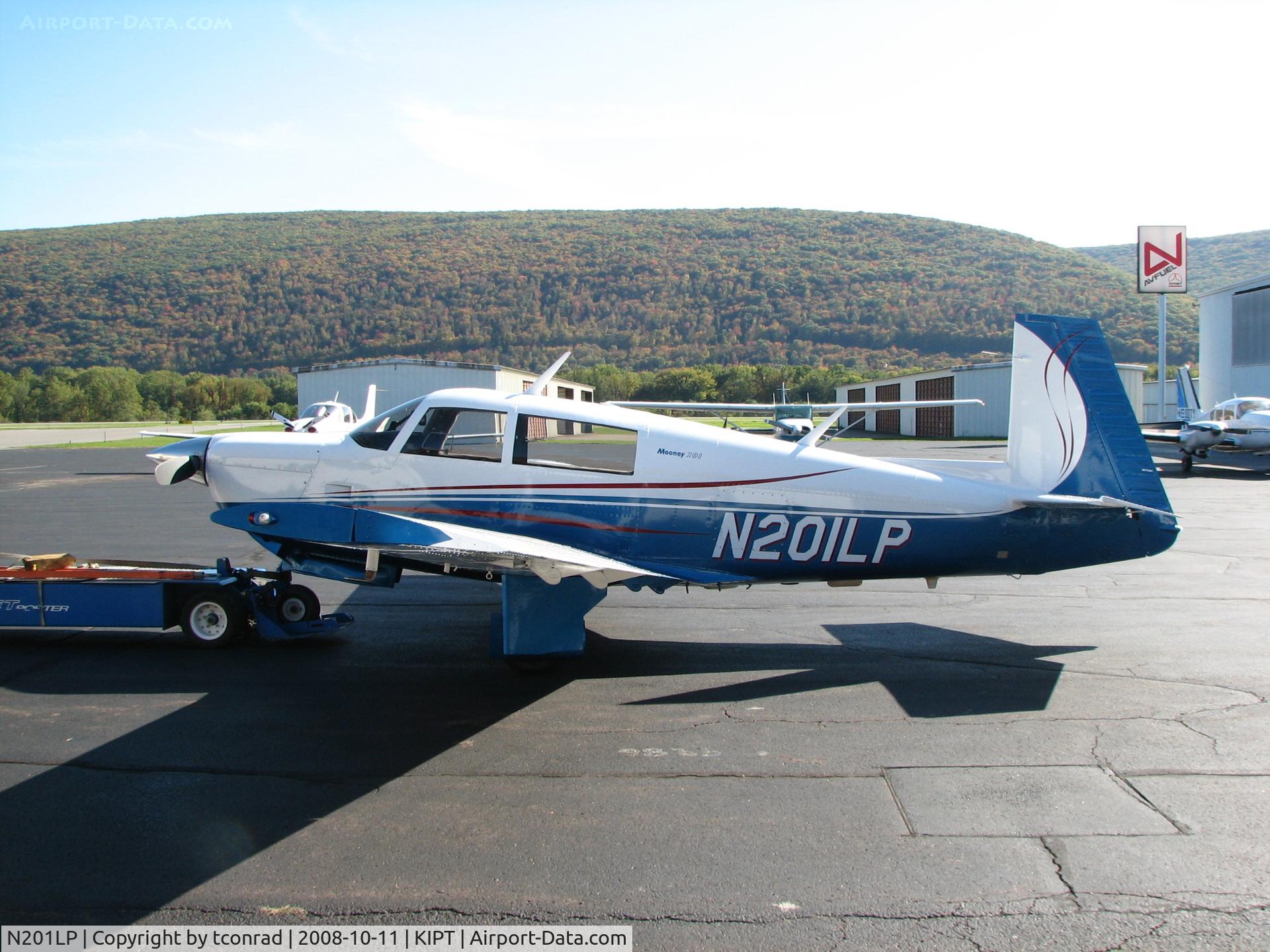 N201LP, 1978 Mooney M20J 201 C/N 24-0503, at Williamsport