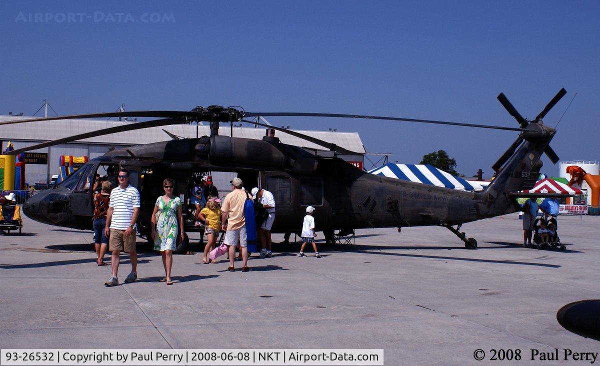 93-26532, Sikorsky UH-60L Pave Hawk C/N Not found 93-26532, Crowd pleaser, all the time