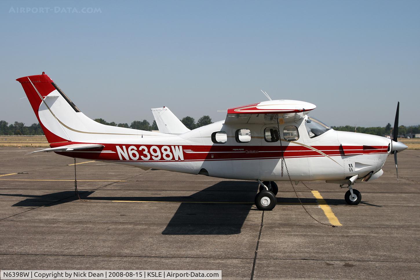 N6398W, 1981 Cessna P210N Pressurised Centurion C/N P21000767, /