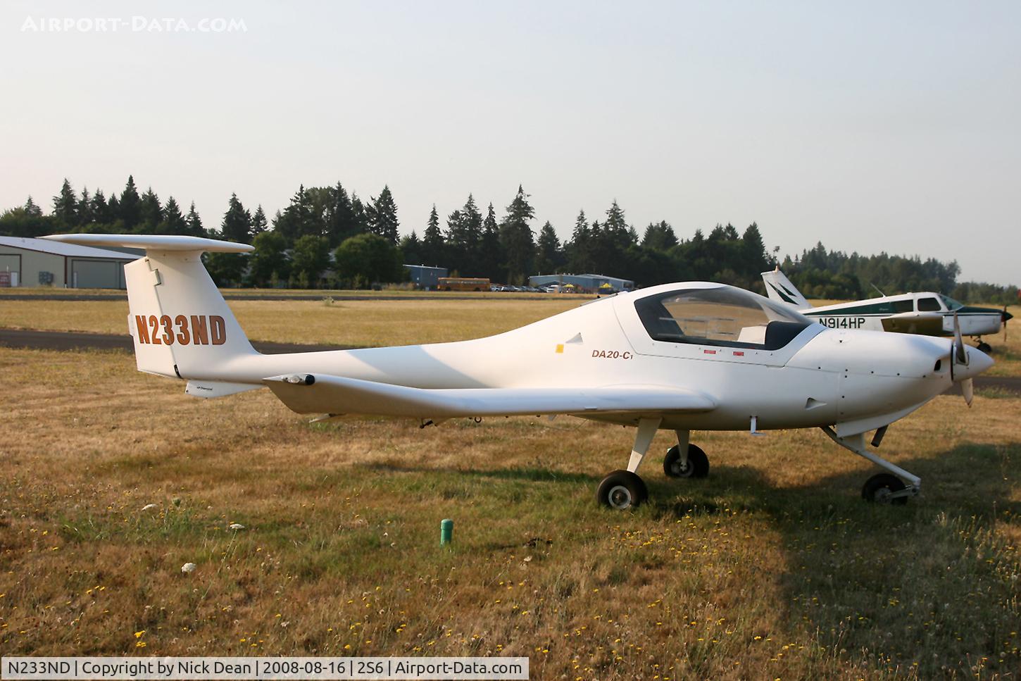 N233ND, 1998 Diamond DA-20C-1 Eclipse C/N C0033, 2S6