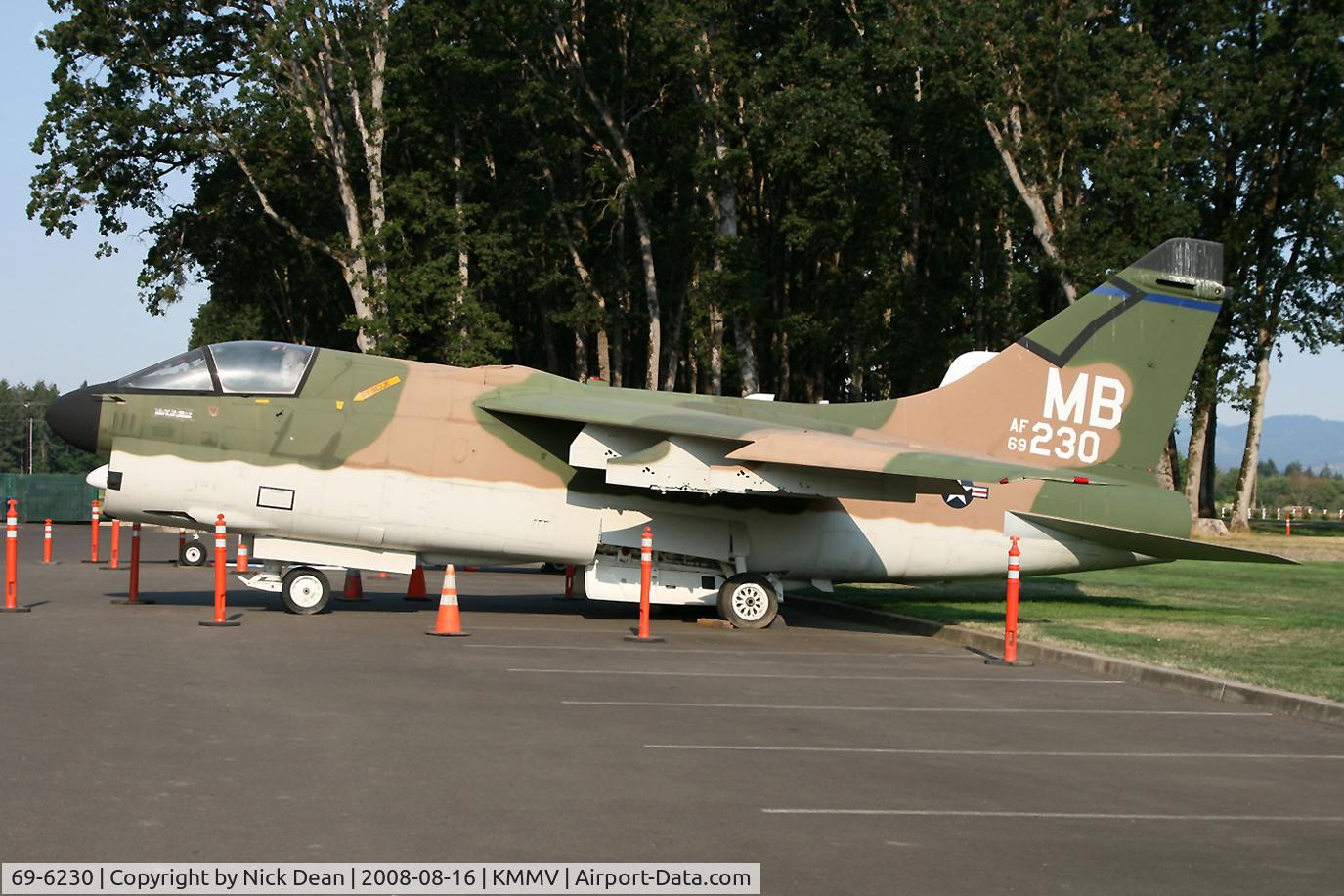 69-6230, 1969 LTV A-7D Corsair II C/N D-060, /
