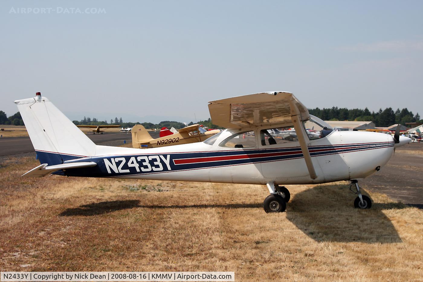 N2433Y, 1962 Cessna 172D C/N 17249733, /