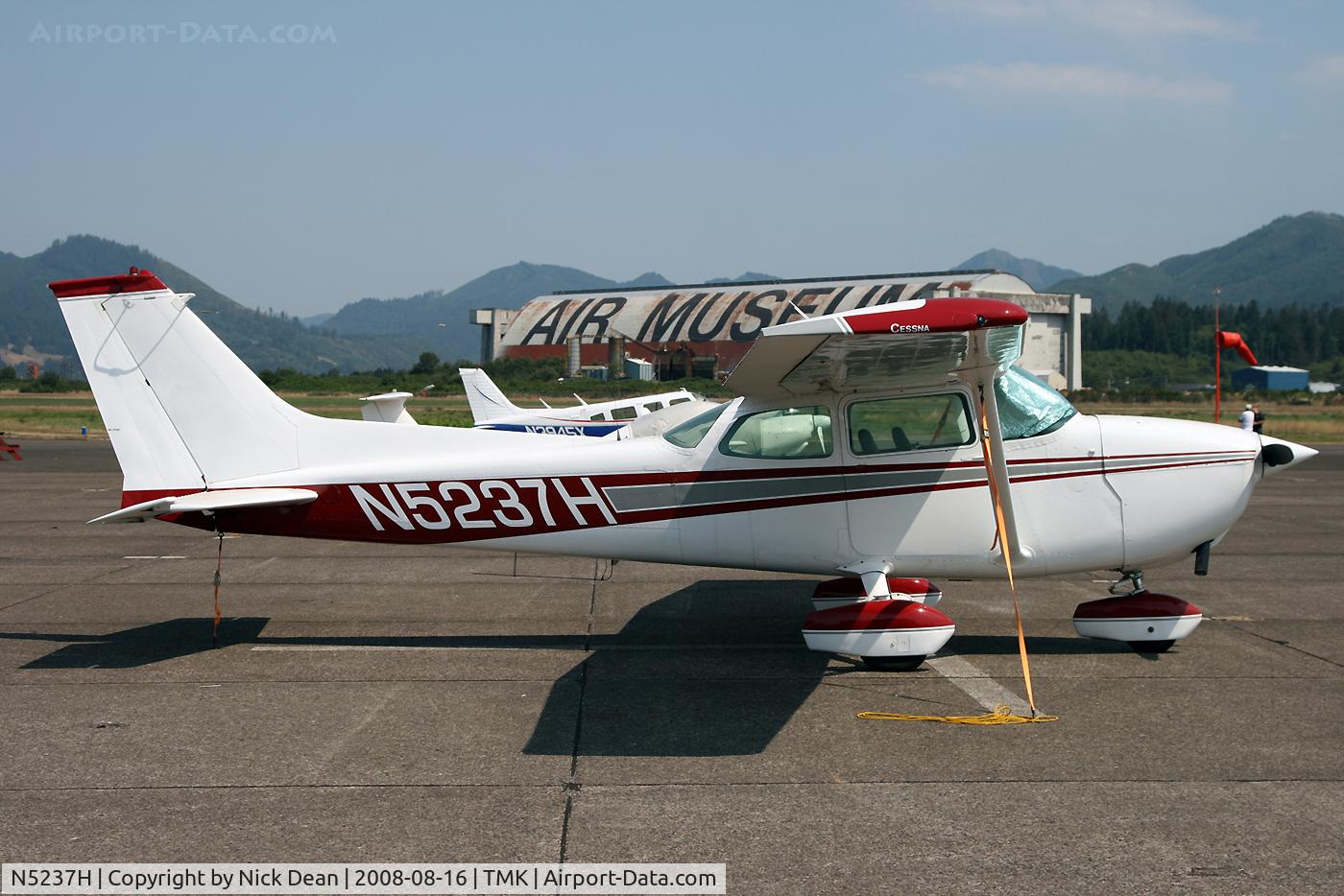 N5237H, 1975 Cessna 172M C/N 17265380, /
