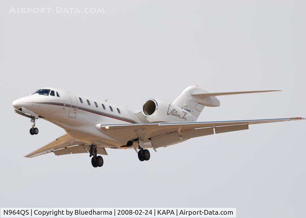 N964QS, 2001 Cessna 750 Citation X C/N 750-0164, On approach to 17L.