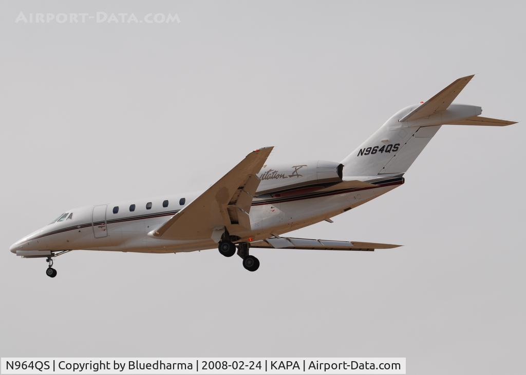 N964QS, 2001 Cessna 750 Citation X C/N 750-0164, On approach to 17L.