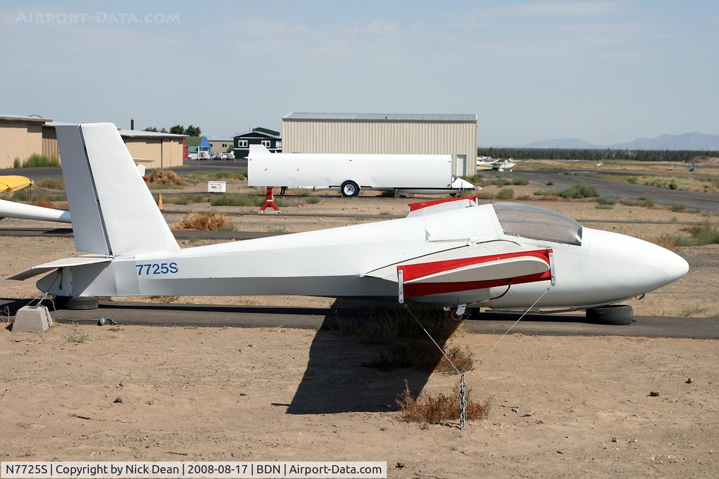 N7725S, 1968 Schweizer SGS 1-26D C/N 425, /