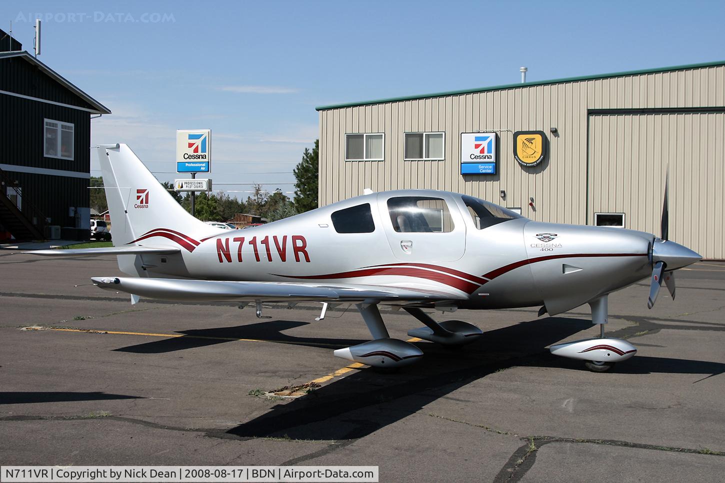 N711VR, 2006 Columbia Aircraft Mfg LC41-550FG C/N 41715, /