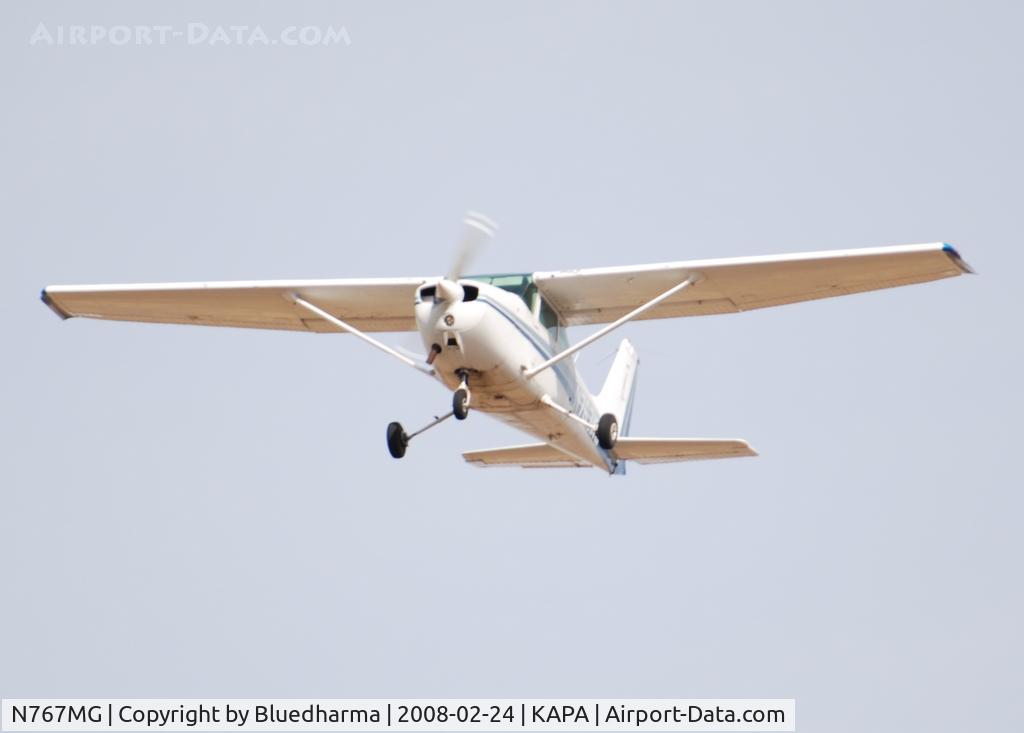 N767MG, 1977 Cessna 172N C/N 172-68575, On final approach to 17L.