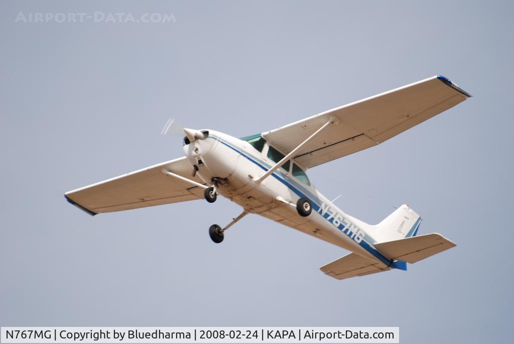 N767MG, 1977 Cessna 172N C/N 172-68575, On final approach to 17L.