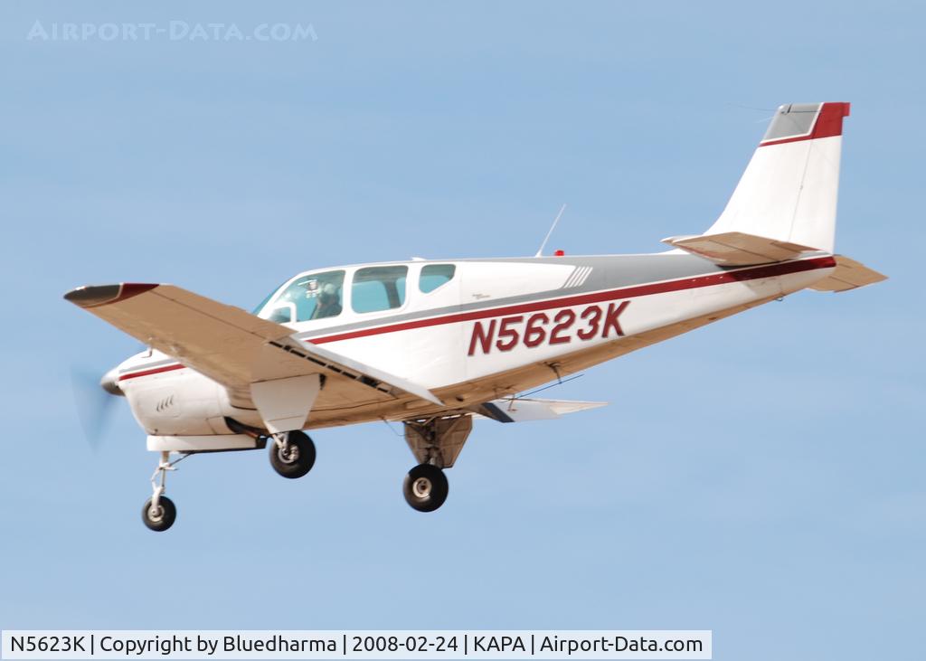 N5623K, 1964 Beech 35-B33 Debonair C/N CD-748, On final approach for 17L.