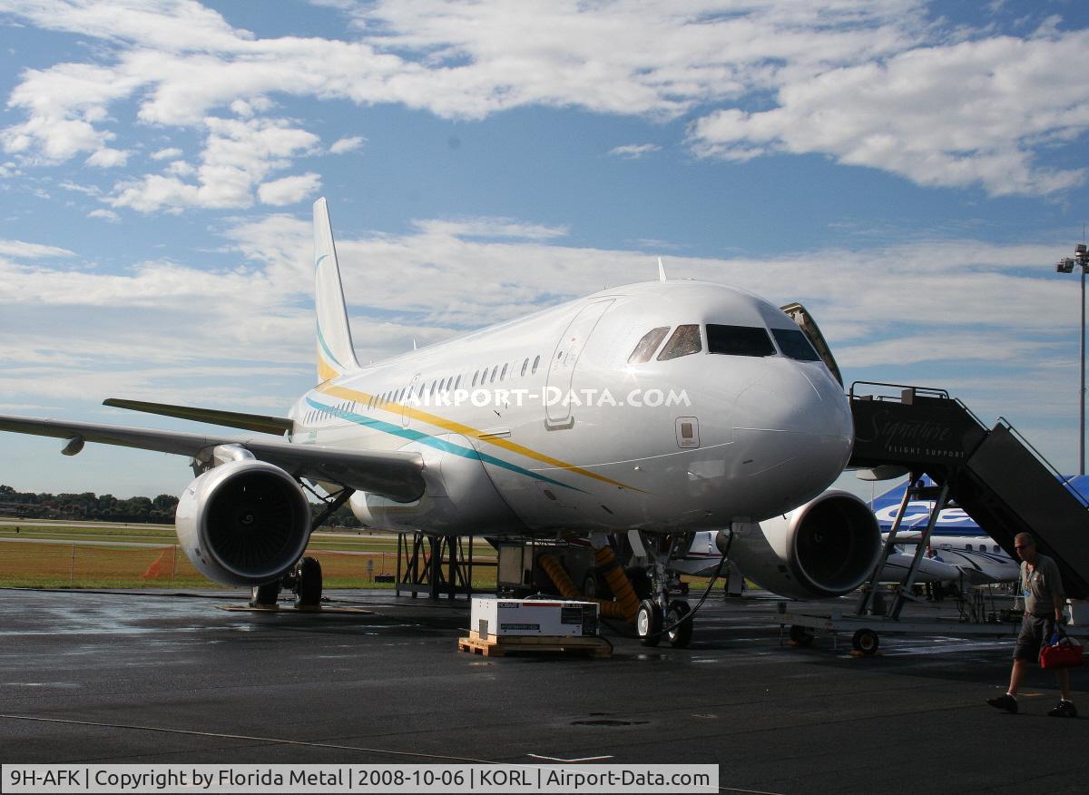 9H-AFK, 2005 Airbus A319-115 C/N 2592, Comlux Aviation