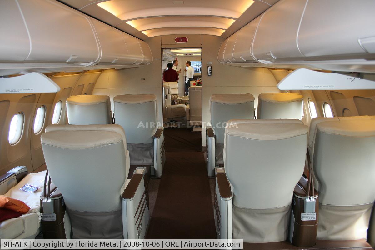 9H-AFK, 2005 Airbus A319-115 C/N 2592, Comlux Aviation A319 at NBAA 2008 Orlando