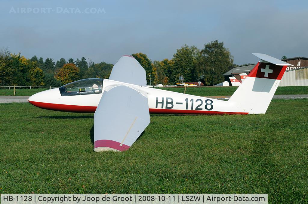 HB-1128, 1973 Pilatus B4-PC11AF C/N 79, This glider type is quite rare, but rather common in Switzerland.