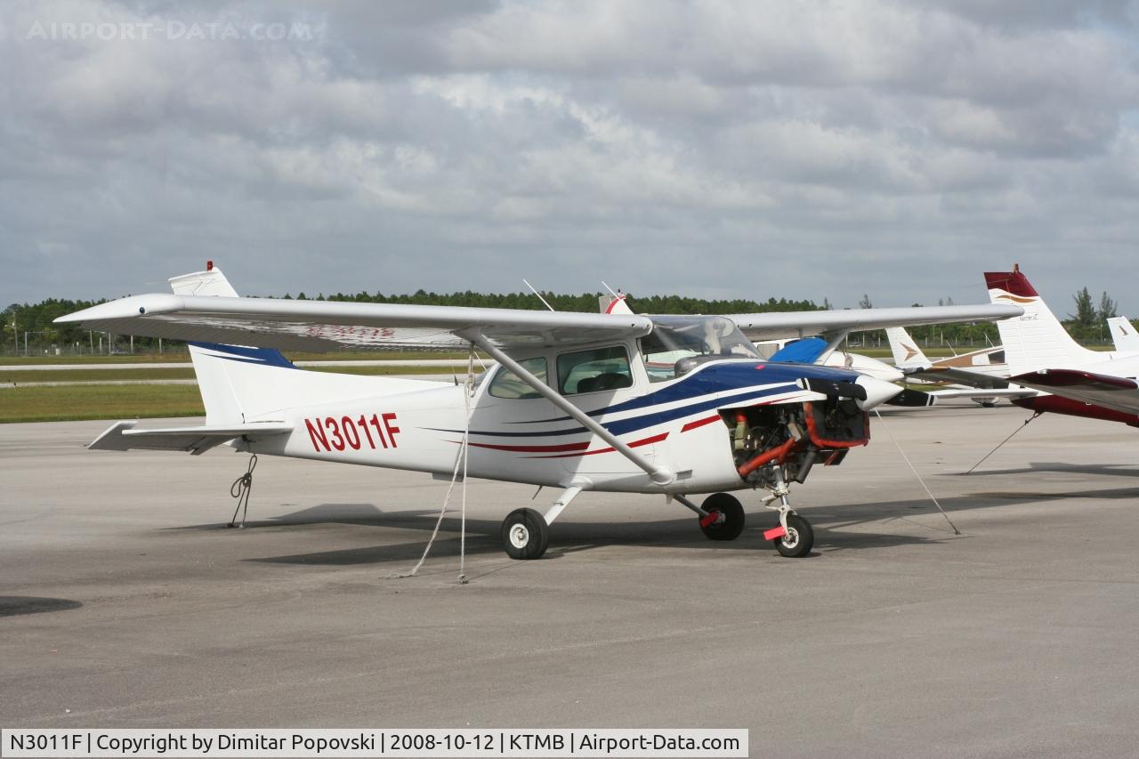 N3011F, 1974 Cessna 172M C/N 17263447, Tamiami Airport