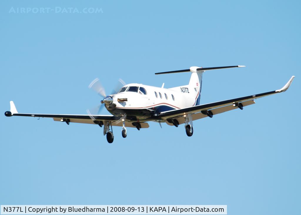 N377L, 2000 Pilatus PC-12/45 C/N 346, On Final approach to 17L.