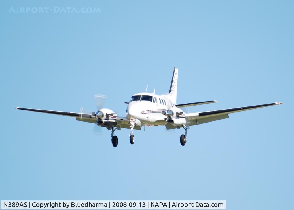 N389AS, 1996 Raytheon Aircraft Company C90A C/N LJ-1438, On Final approach to 17L.