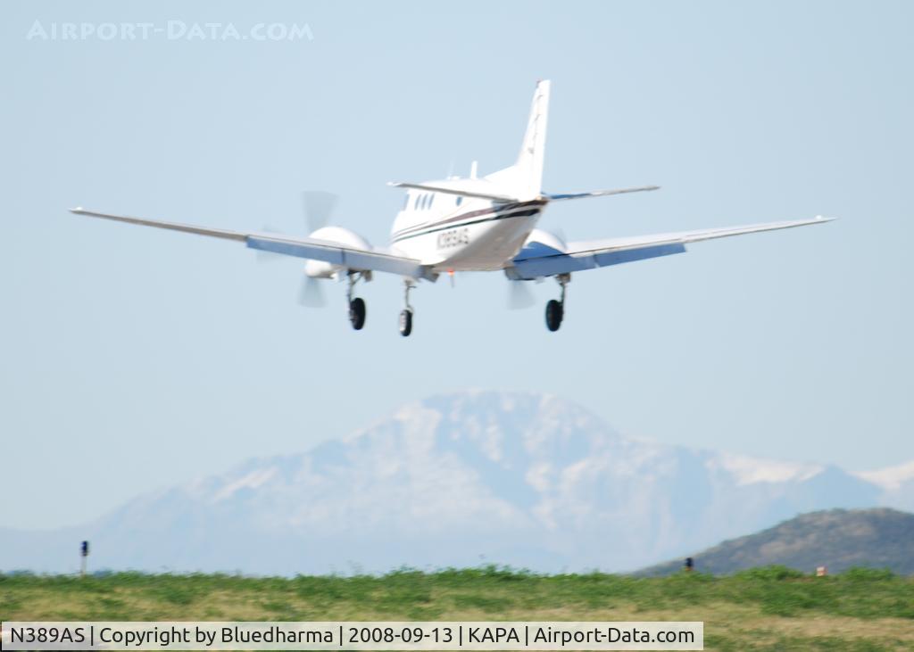 N389AS, 1996 Raytheon Aircraft Company C90A C/N LJ-1438, On Final approach to 17L.